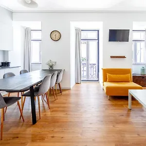 Intendente 3bedroom With Balcony Apartment Lissabon